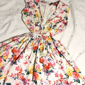 Floral cut out mini dress!